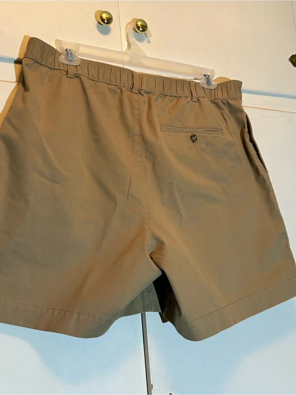 Old Navy Women’s Khaki Flat-Front Shorts